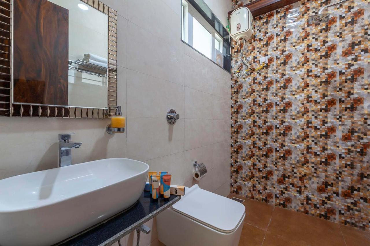 Natures Odyssey By Stayvista - Amidst Lush Greenery With Outdoor Pool And Indoor Activities Chinchavli 외부 사진